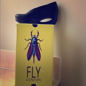 Fly London new in the box size 38 never worn